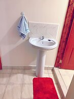 Lux Suites Polytech Court Apartments