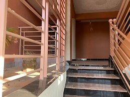Lux Suites Dublin Suites Utawala
