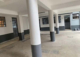 Lux Suites Dublin Suites Utawala