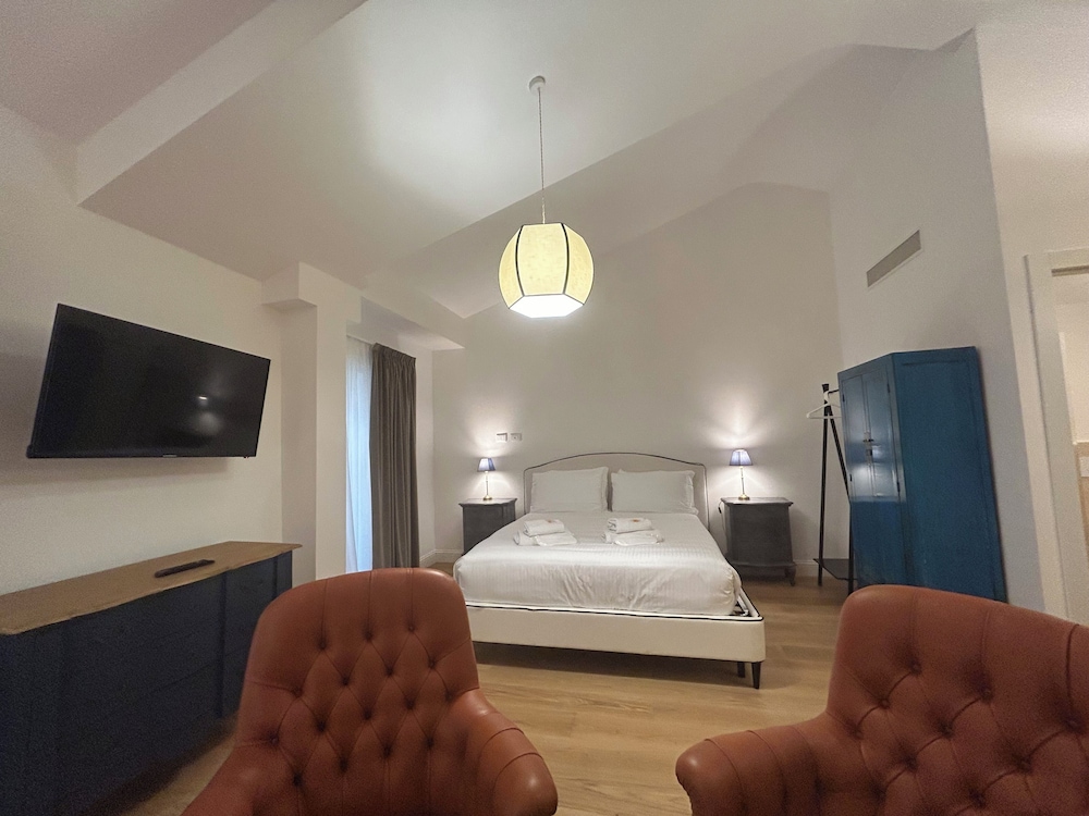 SUITE DELLA PIGNA