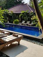 Senang Villa