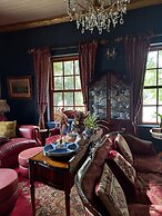 Oak View Manor