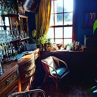 Oak View Manor