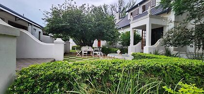 Oak View Manor