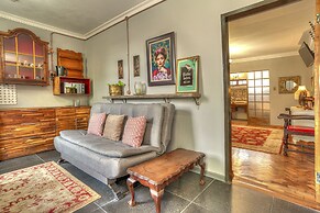 Oak View Manor