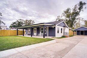 Lake Charles Home w/ Gas Grill & Fenced-in Yard!