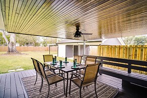 Lake Charles Home w/ Gas Grill & Fenced-in Yard!