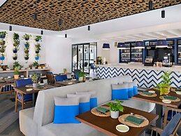 Mercure Dubai Deira