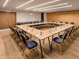 Mercure Tirana
