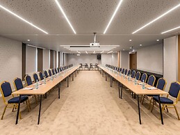 Mercure Tirana