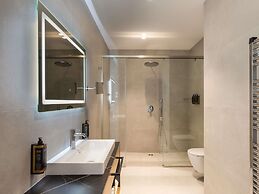 Mercure Tirana