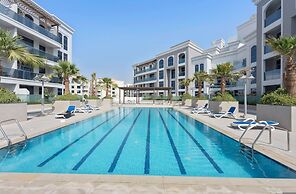 Spacious Studio in Art Gardens Gym Pool