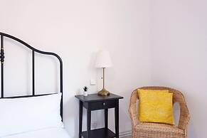 Design Apt. Historic District - Sol