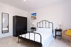 Design Apt. Historic District - Sol