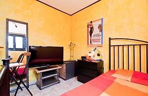 Chic & Sunny Apt. Historic District - Sol