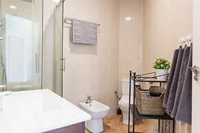 Stunning Urban Apt. Historic District - Sol