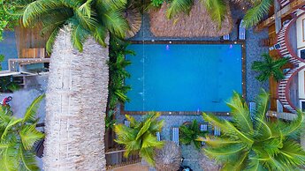 Tropical Palace Hotel