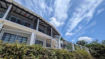 Hammock Suites