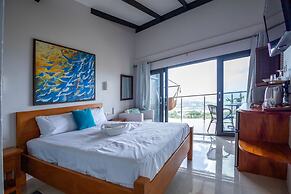 Hammock Suites