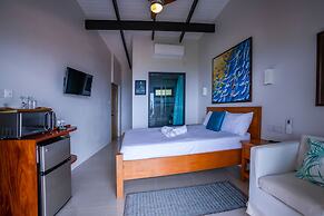 Hammock Suites