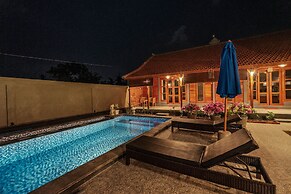 Garvi Villa