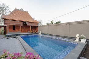 Garvi Villa
