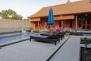 Garvi Villa