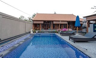 Garvi Villa