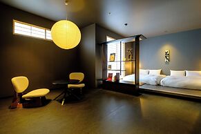 YANAKA SOW