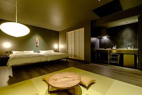 YANAKA SOW