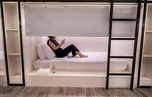 comfy crib hostel