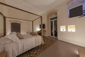METEORON Luxury Rooms