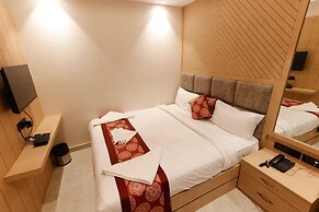 Hotel Sarc Inn