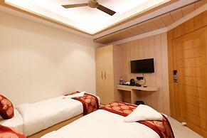 Hotel Sarc Inn