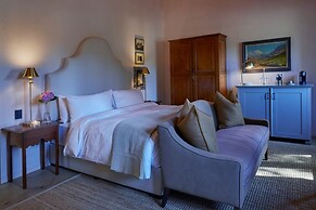 Blaauwklippen Manor by NEWMARK