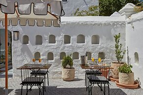 Blaauwklippen Manor by NEWMARK