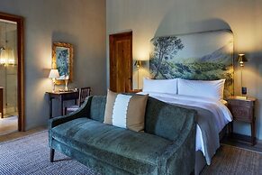 Blaauwklippen Manor by NEWMARK