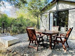 Leadwood Tree Safari Lodge