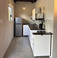 Leadwood Tree Safari Lodge