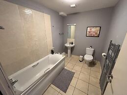 Leevin Stay Apartments City Center