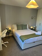 Leevin Stay Apartments City Center
