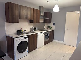 Leevin Stay Apartments City Center