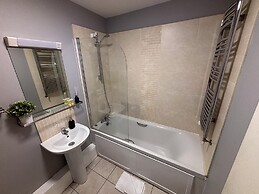 Leevin Stay Apartments City Center