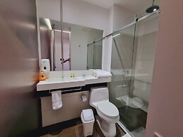 Hotel Austral Suites