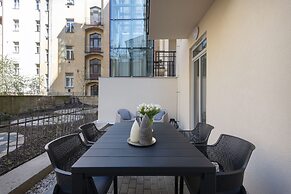Hidden Art Boutique Residence by Dwellfort