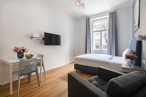 Hidden Art Boutique Residence by Dwellfort