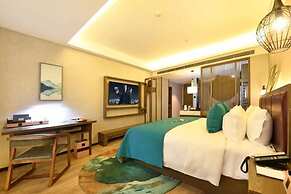 LIZ Hotel