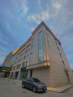 LIZ Hotel