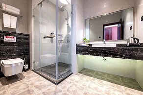 V V Hotel Battambang