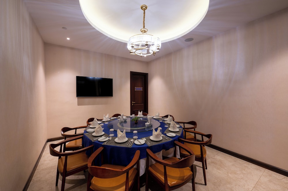 V V Hotel Battambang